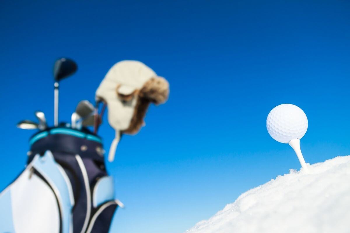 can-golf-clubs-be-stored-in-the-cold-the-impact-of-temperature-on-your